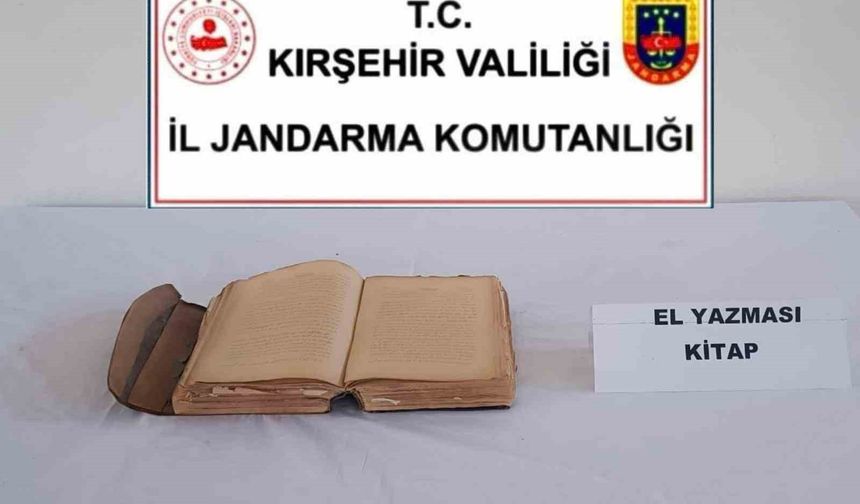 Kırşehir'de el yazması Kur'an ele geçirildi