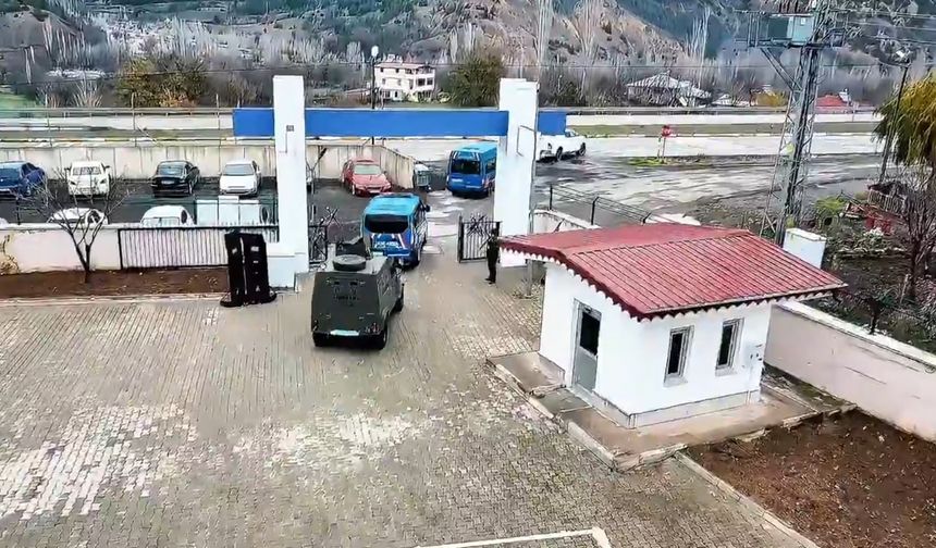 Sivas'ta 10 kaçak göçmen yakalandı