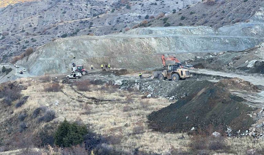 Sivas'ta göçük altında kalan madenciyi arama çalışmaları 18 gündür sürüyor