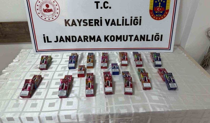 Yol kontrolünde 930 paket kaçak sigara ele geçirildi