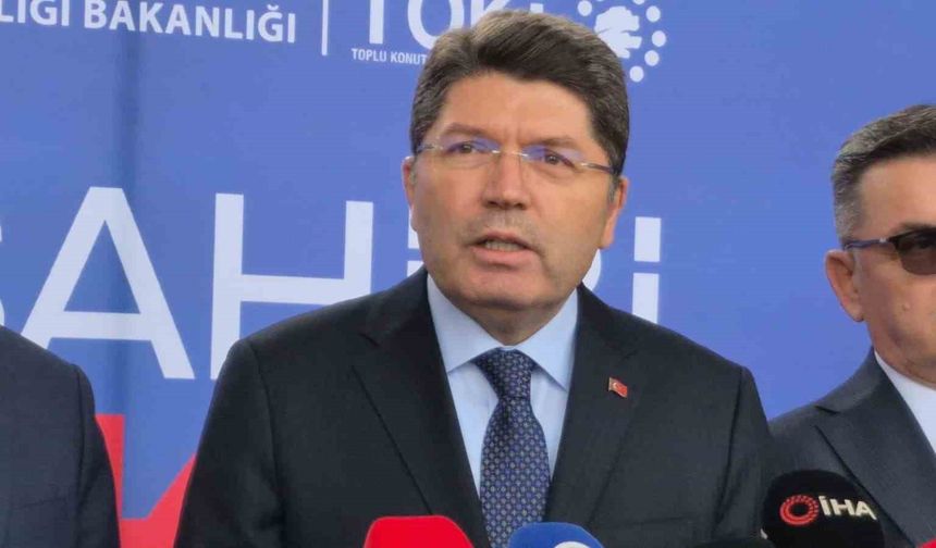 Bakan Tunç: 'Her alanda topyekûn bir mücadele gerekiyor''