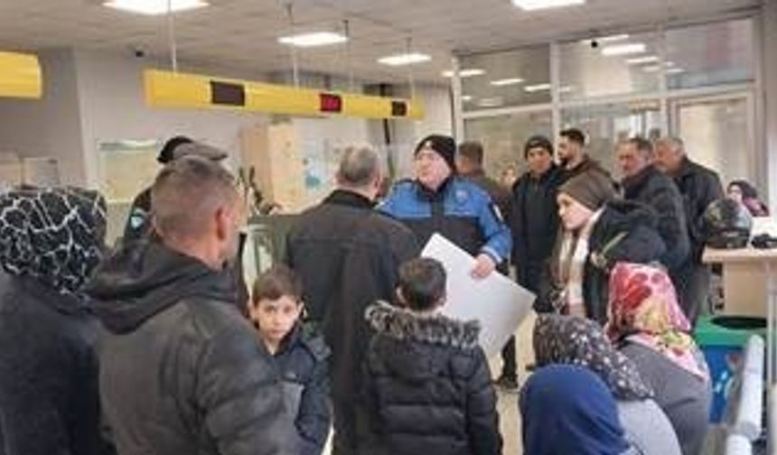 Polis vatandaşları dolandırıcılara karşı uyardı