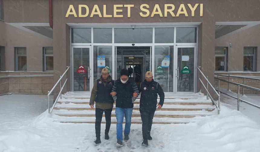 Sivas'ta firari FETÖ üyesi yakalandı