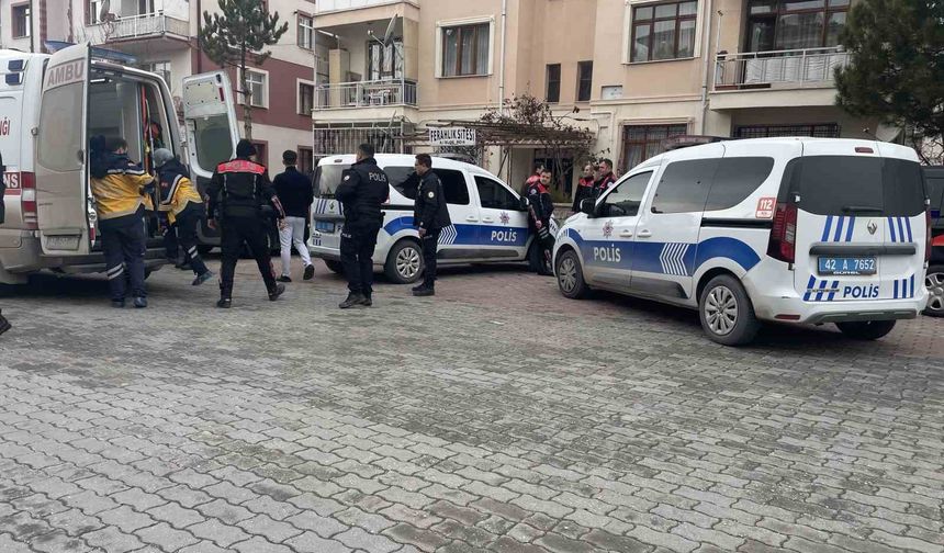 Tüfeğini temizlerken kazara kendini vurdu