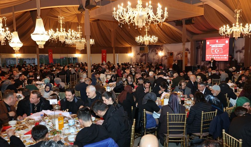 Tokat’ta "Büyük Aile Sofrası"nda Şehit ve Gazi Ailelerini Buluşturdu