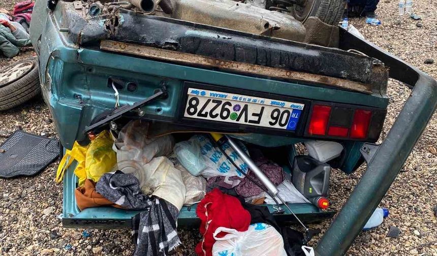 Bolu'da otomobil takla attı, 4 kişi yaralandı