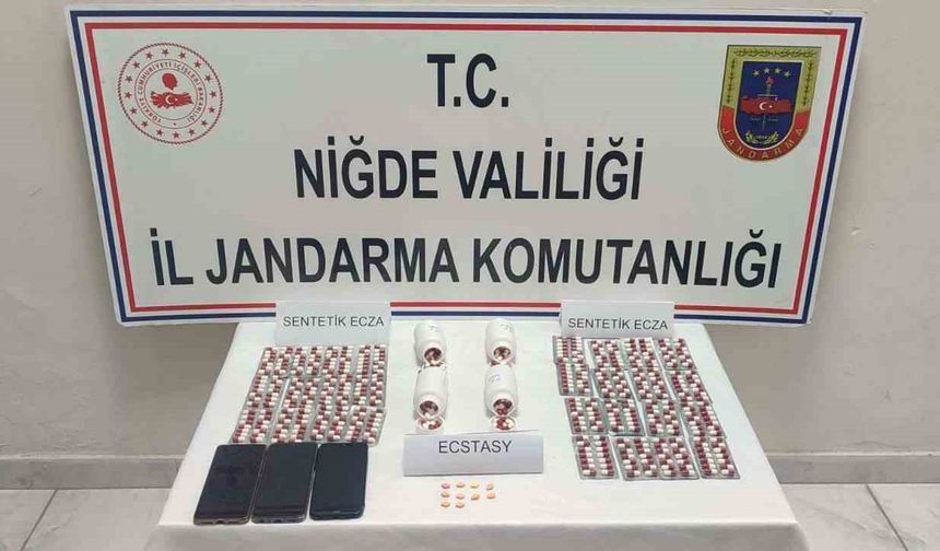 Niğde'de uyuşturucu operasyonu: 3 gözaltı