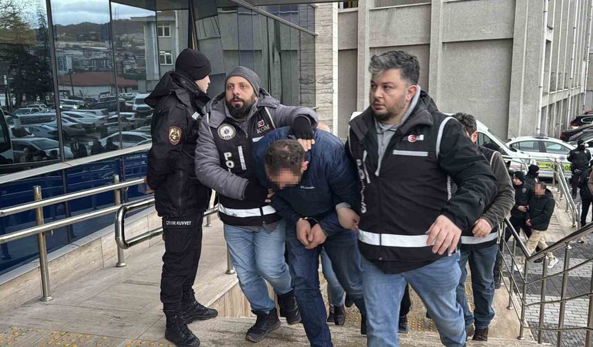 Zonguldak'taki rüşvetle araç muayenesi operasyonunda 6 tutuklama