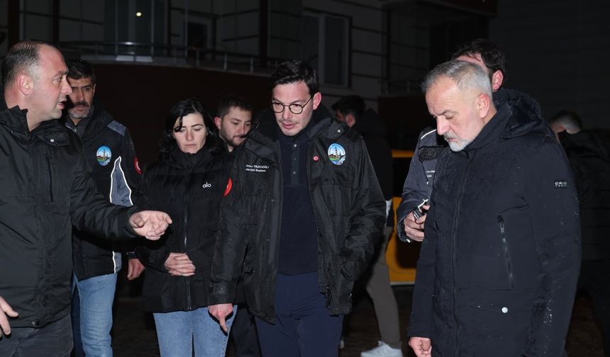 Yazıcıoğlu’ndan Gece Yarısı Mahalle Buluşması