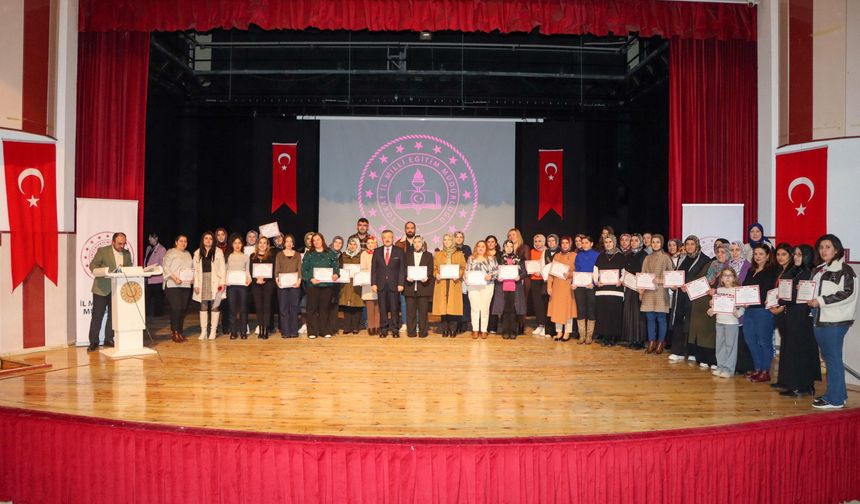 Ailemle 100 Yüze Projesi Görkemli Törenle Tamamlandı