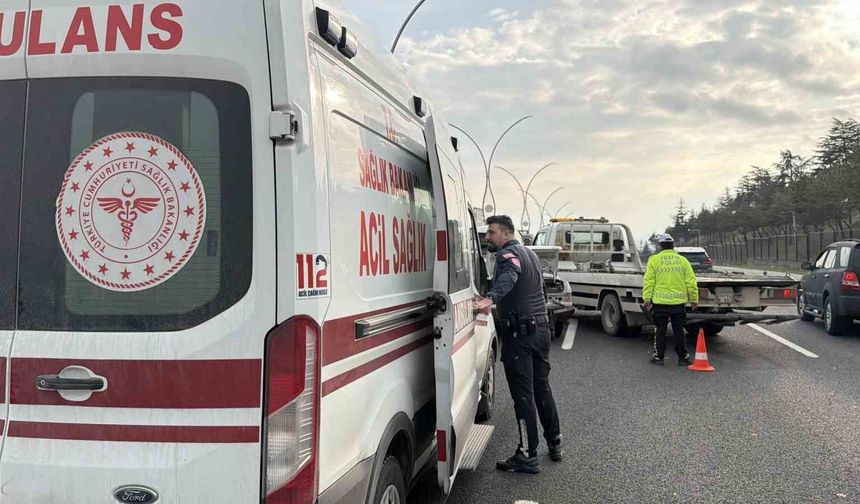 Ankara'da 4 araçlı zincirleme kaza: 3 yaralı
