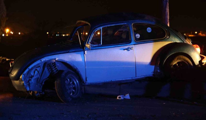 Konya'da kontrolden çıkan otomobil takla attı: 3 yaralı