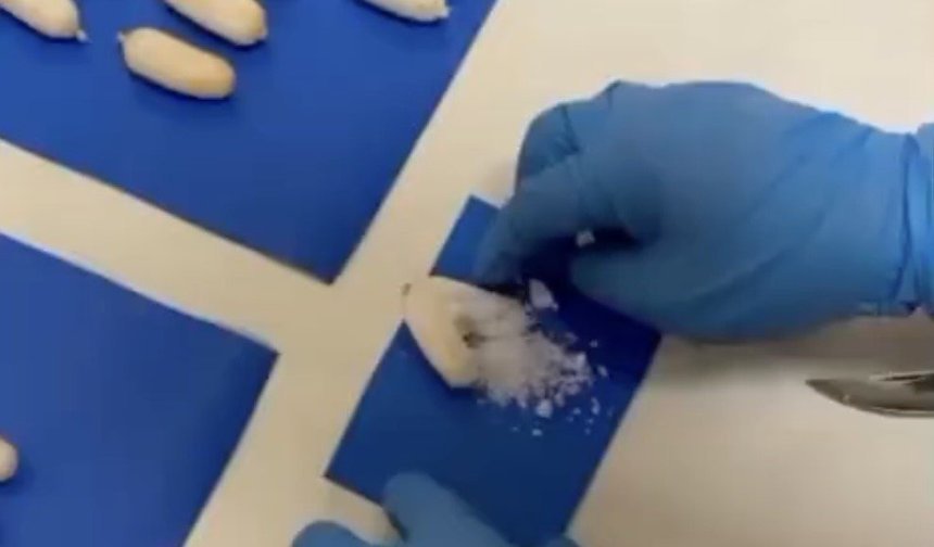 Türkiye'ye midesinde uyuşturucu sokan şahıslara operasyon