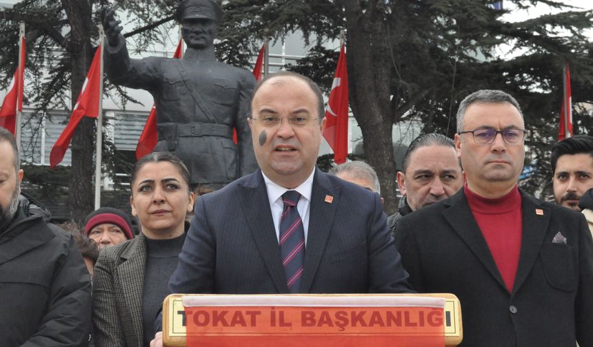 CHP’li Kurtgöz, Cumhuriyet Meydanı’nda İmamoğlu’nun Mesajını Okudu