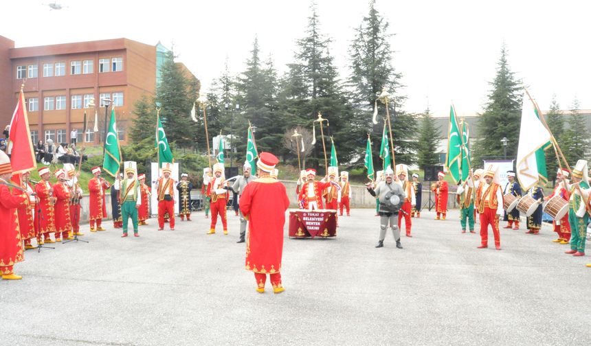 TOGÜ'de Nevruz Kutlamalarına Mehteran Takımı ve Halk Oyunları Renk Kattı