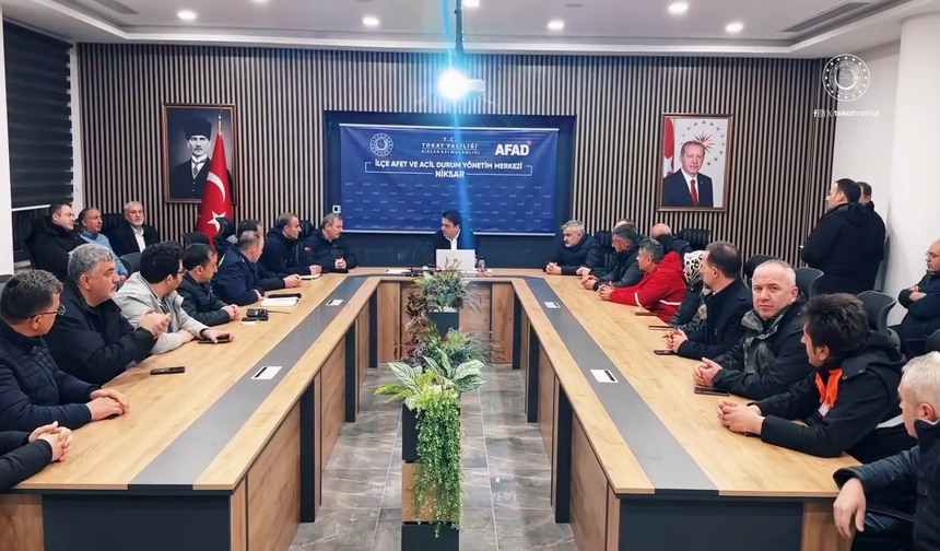 Tokat’ta Korkutan Sarsıntı! Vali Köklü’den Niksar Açıklaması