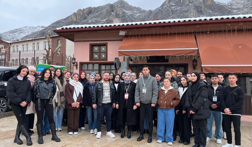 Tokat Elimden Tut İyilik Derneği’nden Yürek Isıtan Yardım