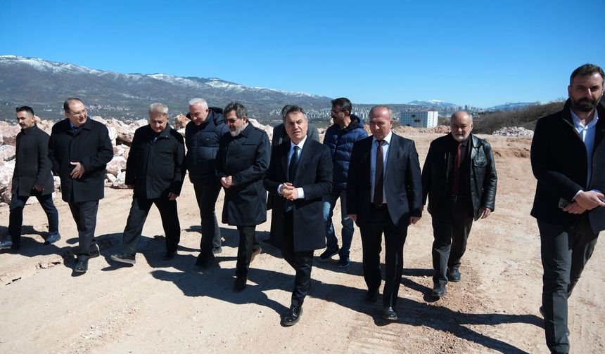 Rektör Yılmaz'dan Diş Hekimliği Fakültesi İncelemesi