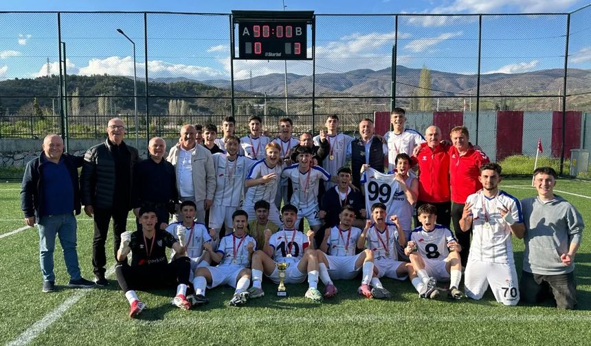 Merkür Jet Erbaaspor U18 Ligi’nde Tokat Şampiyonu