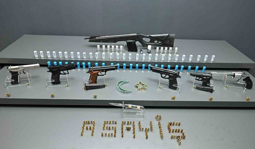 Kırşehir'de şok uygulamada silah ele geçirildi