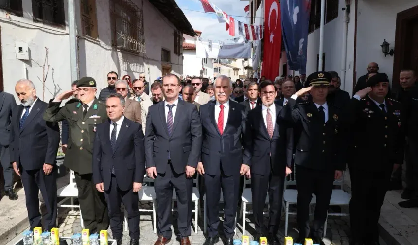 PLEVNE KAHRAMANI GAZİ OSMAN PAŞA TÖRENLE ANILDI