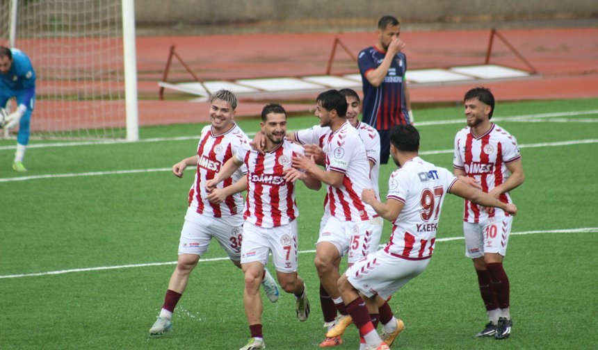 TOKAT BELEDİYESPOR LİGİN SON MAÇINDA YÜZLER GÜLDÜ