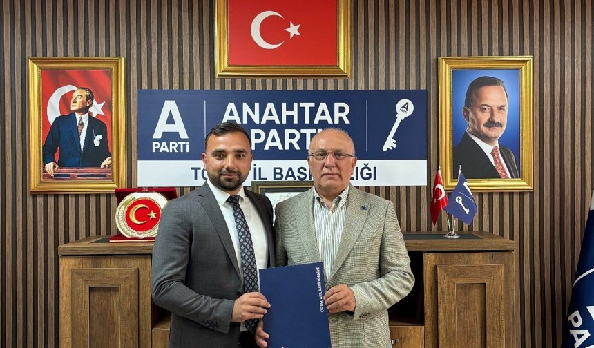 Anahtar Parti Tokat Merkez İlçe Başkanlığına Fikret Ayvaz Getirildi