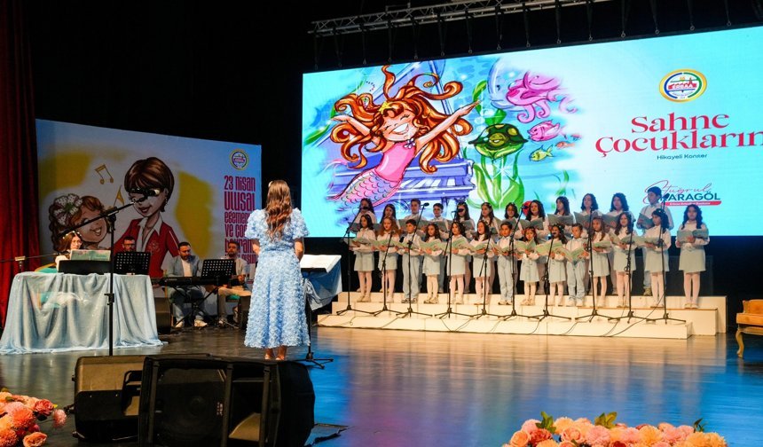 Erbaa’da 23 Nisan Coşkusu! Minik Yıldızlar Sahneye Damga Vurdu