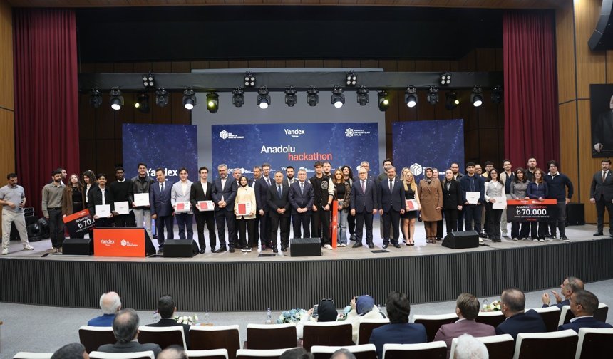 Geleceğin Teknolojileri Sivas’ta Yarıştı! Anadolu Hackathon’da Ödüller Sahiplerini Buldu