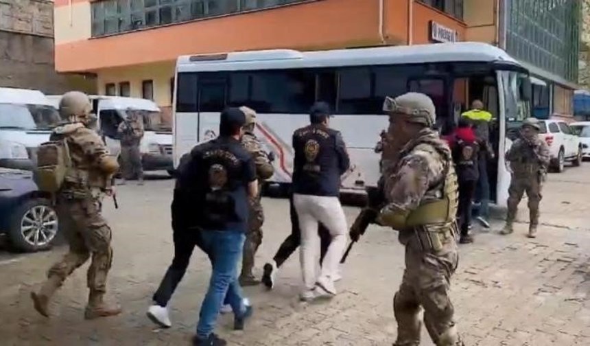 22 ilde organize suç örgütlerine operasyon: 32 gözaltı