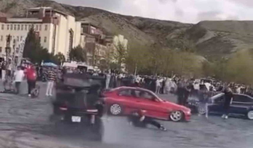 Fuarda otomobil ile drift atan sürücü görevliye çarptı: O anlar kamerada