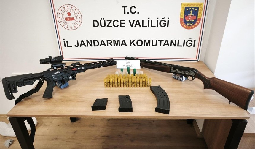 Havaya ateş eden 2 kişi yakalandı