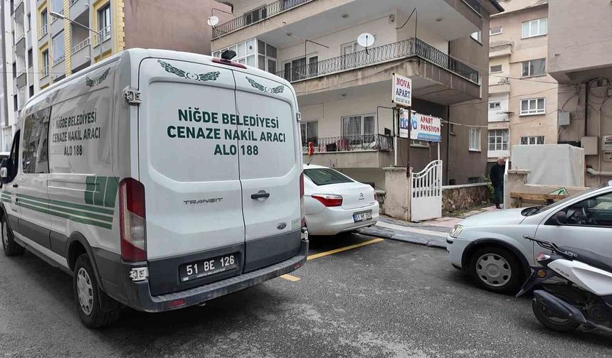 Niğde'de bir kişi apart dairede ölü bulundu