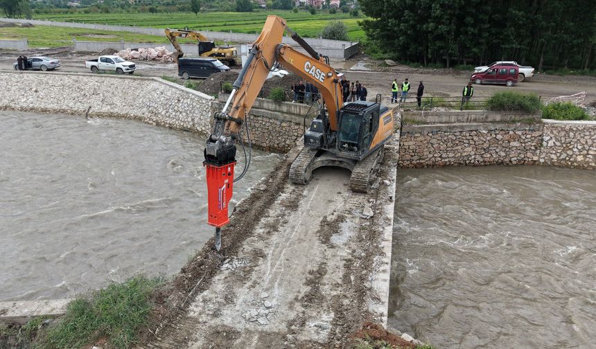 Tokat’ta Riskli Köprü İçin Yıkım Kararı Alındı