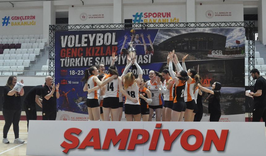 Şampiyon Eczacıbaşı Voleybol Takımı! İşte Şampiyonluk Fotoğrafları