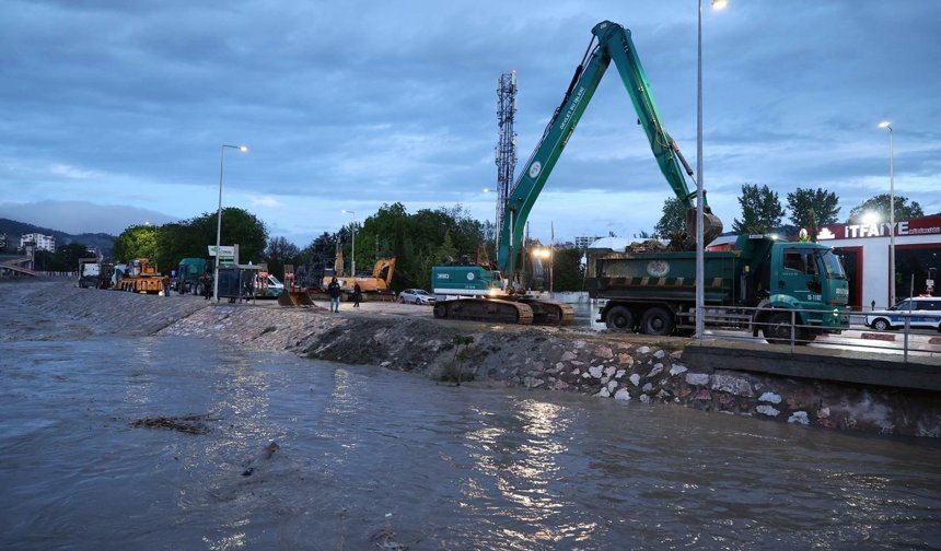Tokat’ta Yeşilırmak İçin Sel ve Taşkın Önlemleri En Üst Seviyede