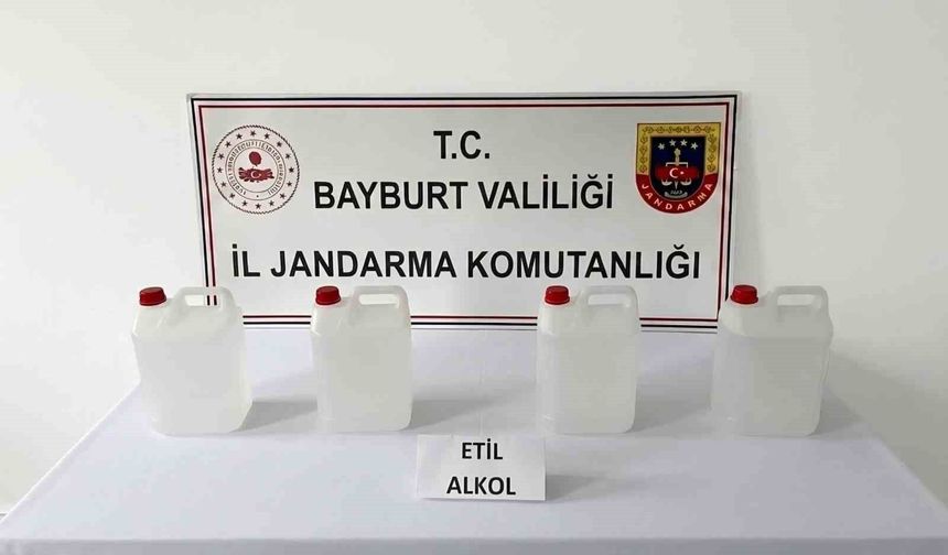 Bayburt'ta 20 litre etil alkol ele geçirildi