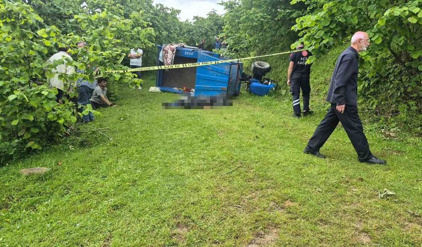 Ordu'da devrilen patpatın altında kalan sürücü öldü