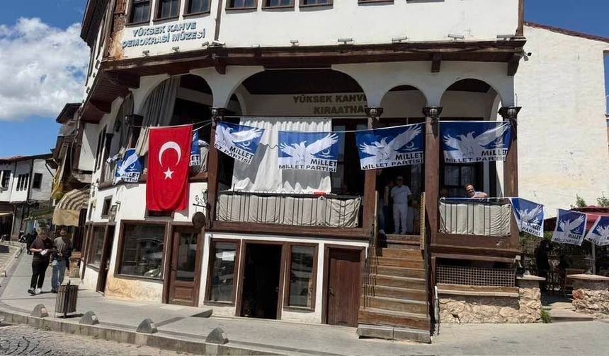 Tokat'ta Demokrasi Rüzgarı! Tarihi Yüksek Kahvede Tarihi Kongre