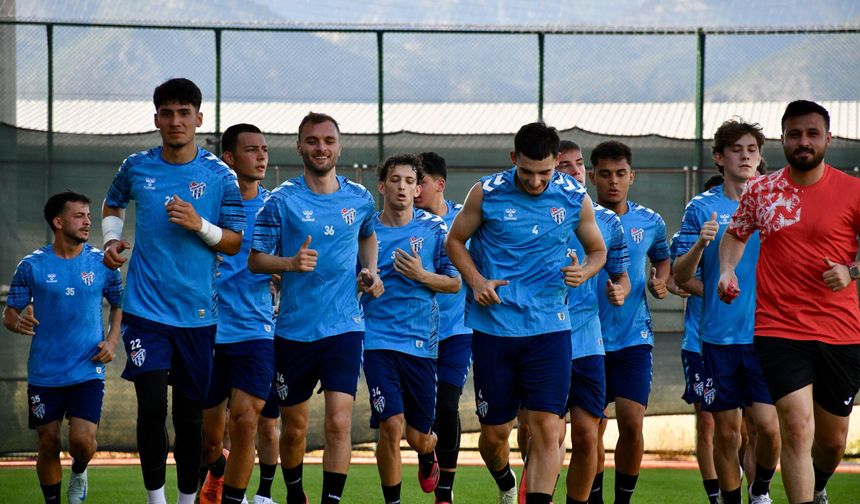 Merkür Jet Erbaaspor Sezonu Açtı! Mavi-Beyazlılar Sahaya İndi