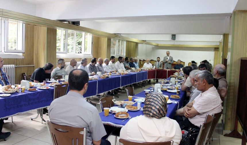 Tokat İl Müftülüğü’nden Müftü Yardımcılarına Veda Kahvaltısı