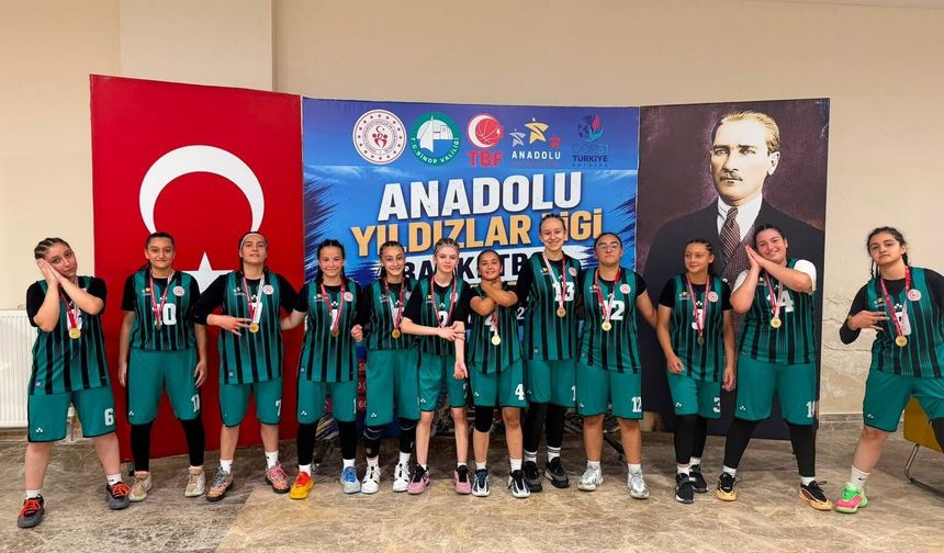 Tokat'ın Potanın Perileri Namağlup Türkiye Şampiyonası'nda