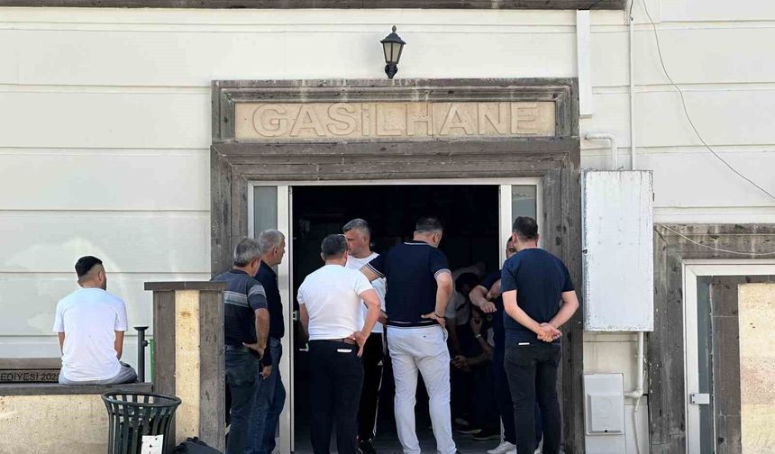 Çankırı'daki feci kazada ölenlerin cenazeleri morga kaldırıldı
