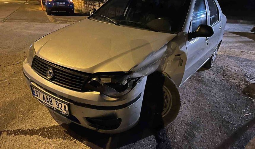 Kastamonu'da iki otomobil çarpıştı: 2 yaralı