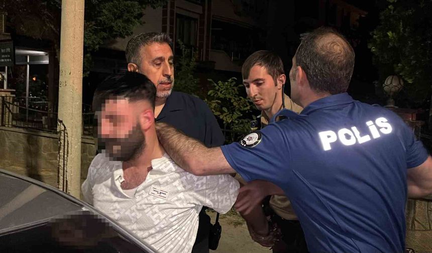 Polise direnip kaçtı, otopark girişinde böyle yakalandı