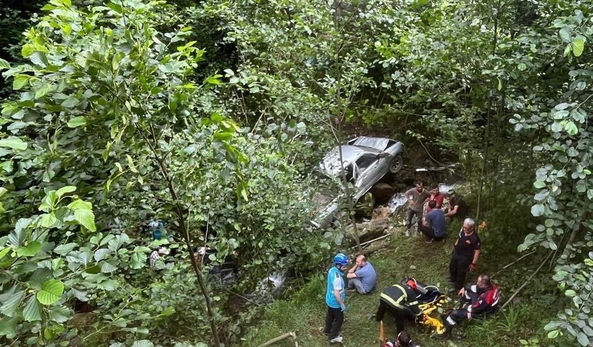Trabzon'da trafik kazası: 1 ölü, 5 yaralı