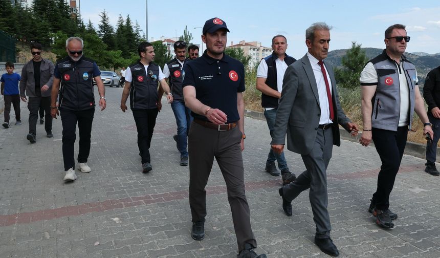 Başkan Yazıcıoğlu Esentepe ve Doğukent Mahallesi'nde Vatandaşlarla Buluştu