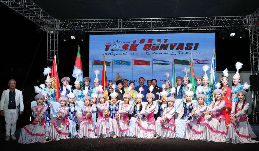 Tokat'ta Tarihi Buluşma! Türk Dünyası Müzik Ve Dans Şöleni Başladı