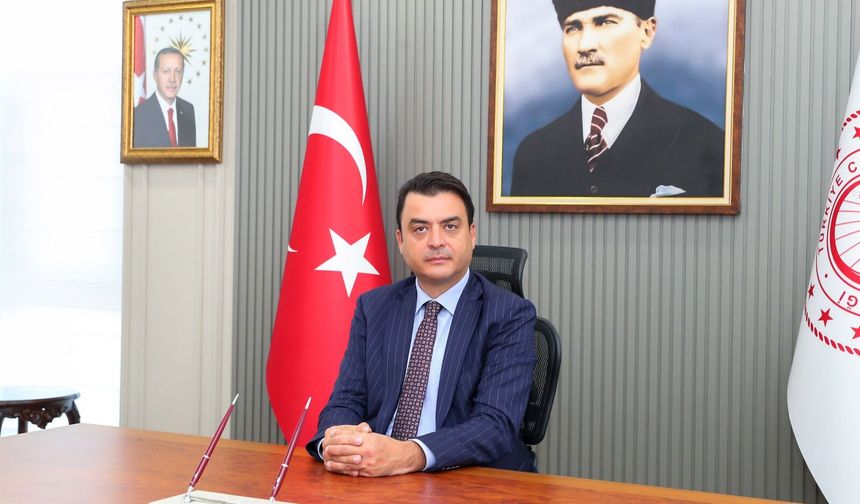 Vali Köklü’den 15 Temmuz Mesajı: “Milletimiz Egemenliğin Sahibi Olduğunu Tüm Dünyaya Gösterdi”