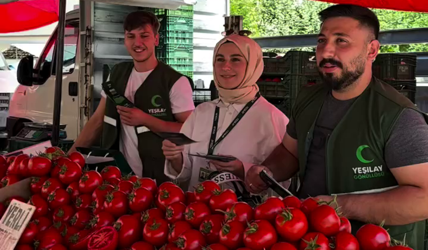 Yeşilay ve YEDAM Sahada! Çarşamba Pazarı’nda Bağımlılıkla Mücadele Farkındalığı